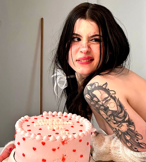 evasela__ instagram image archive image