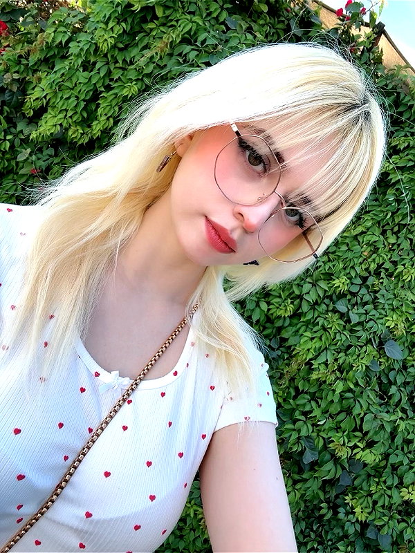 luly1980s instagram image archive image