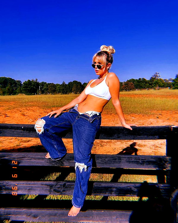milliebobbybrown instagram image archive image