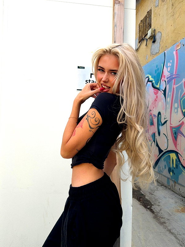 gwendolynceline instagram image archive image