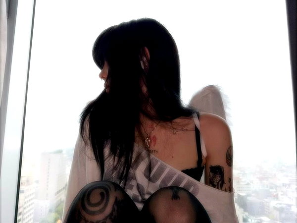 laurinchhhe laurinchhhe archive image