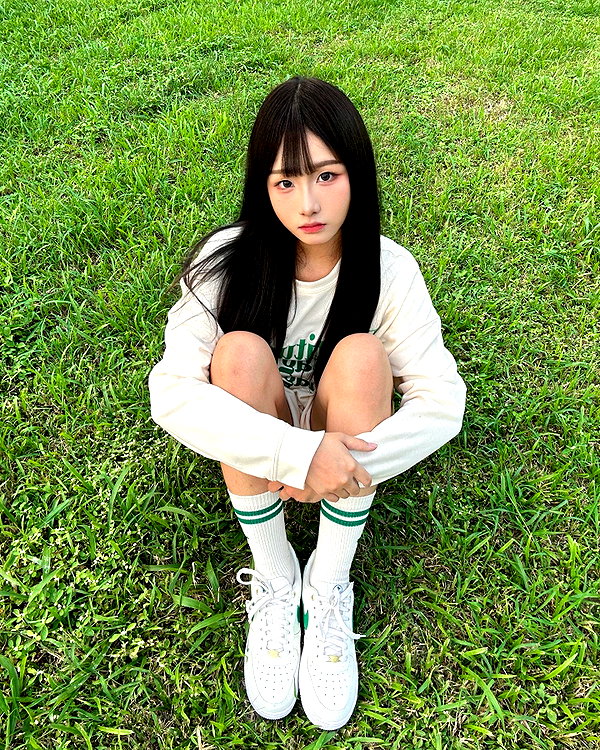 lai_931201 instagram image archive image