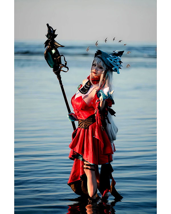 xier_cos instagram image archive image