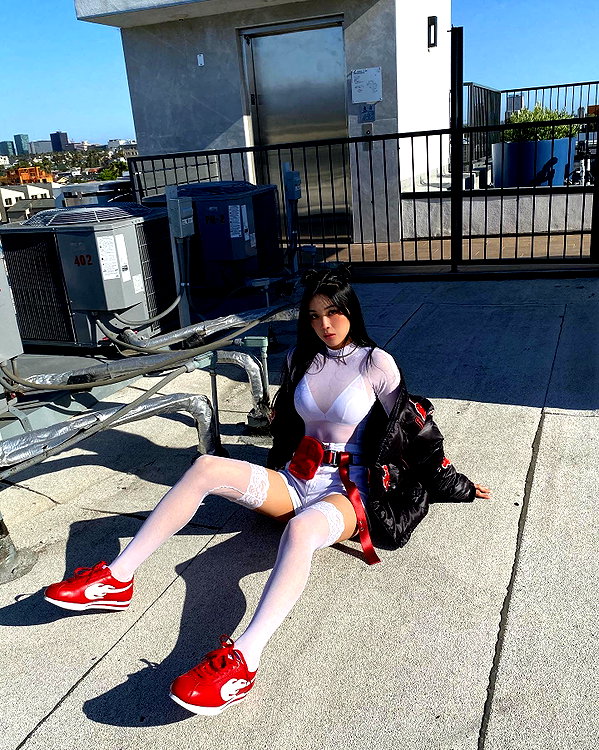 emily.ghoul instagram image archive image