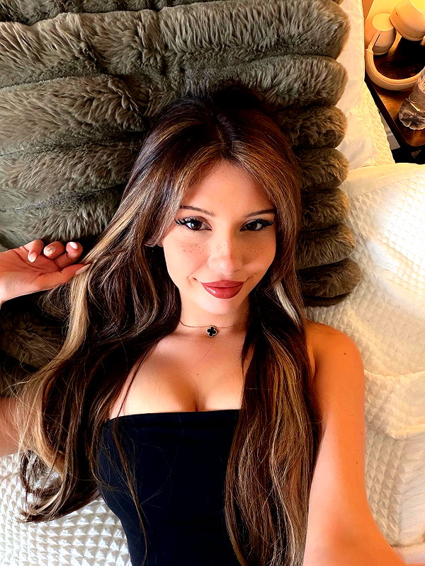 cherrycatxox instagram image archive image