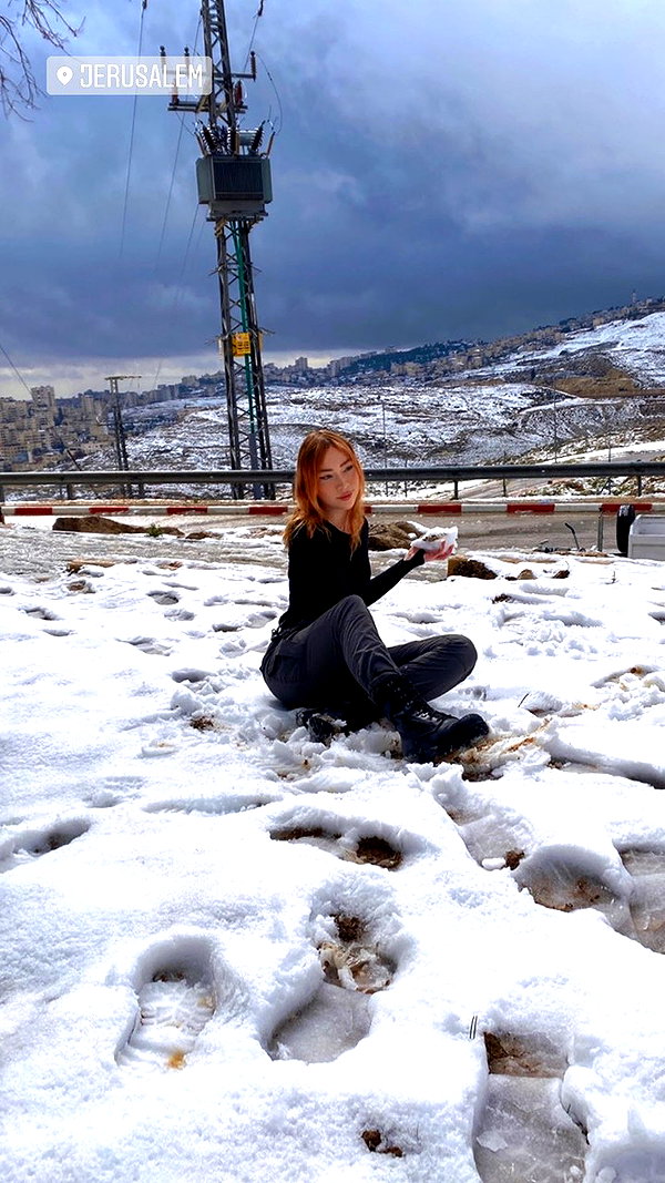 eveliniya instagram image archive image