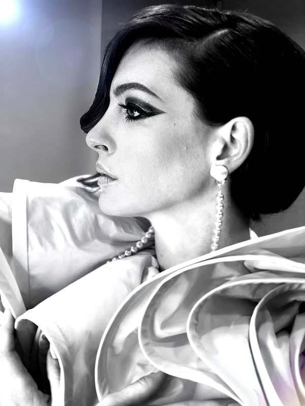 annehathaway instagram image archive image