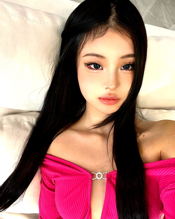 ll.lu1s instagram image archive image