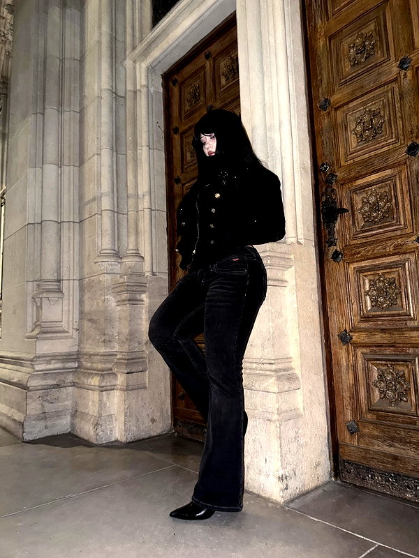 andasrose instagram image archive image