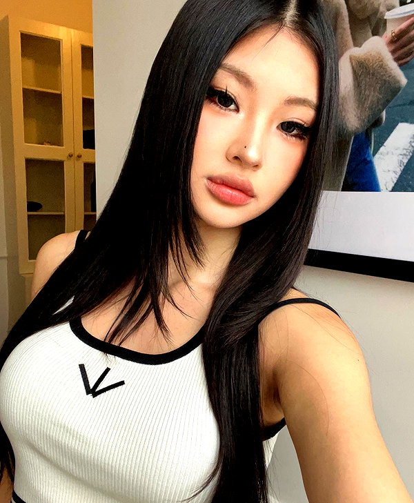 ll.lu1s instagram image archive image