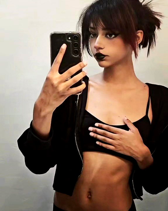vanta.vinny instagram image archive image