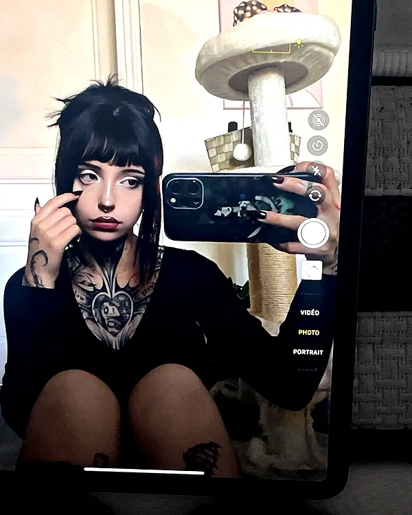 chica.niebla instagram image archive image