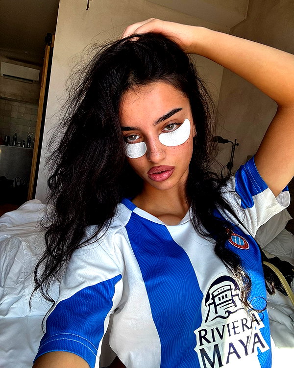 ellachristo instagram image archive image