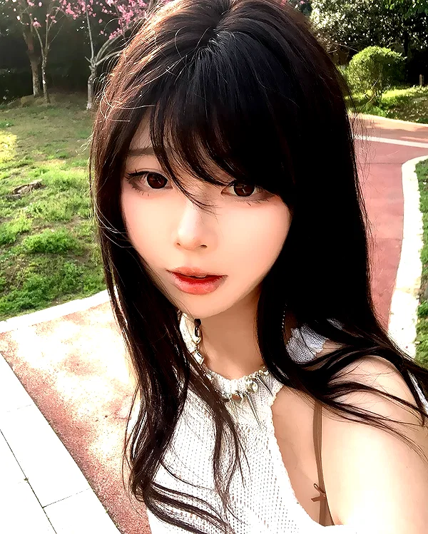 yingyinng_ instagram image archive image