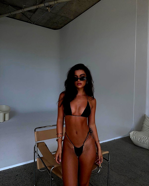 oliviaphillipps instagram image archive image