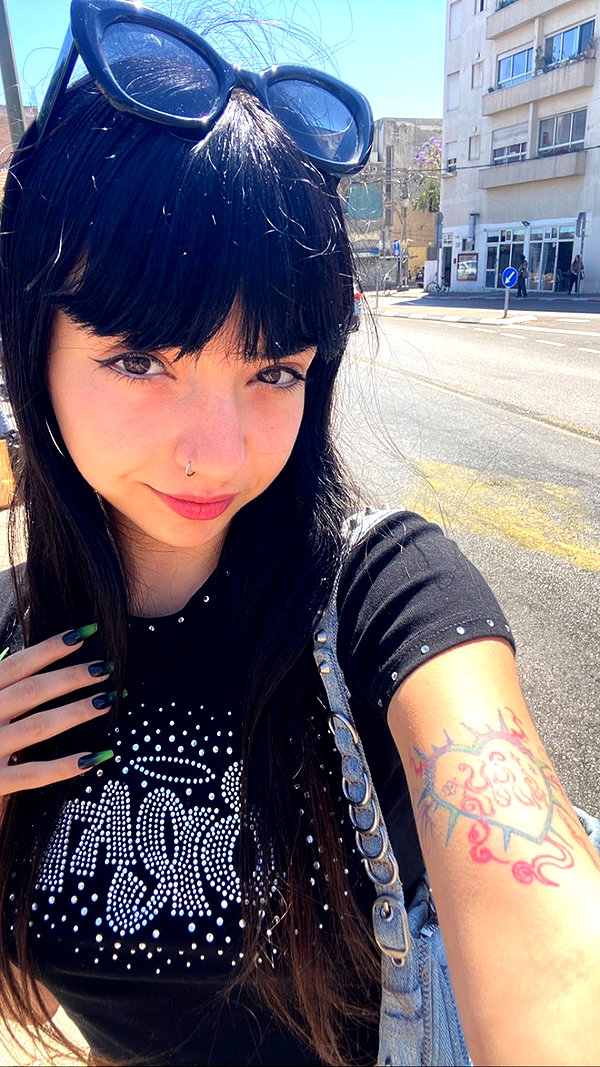 Archived image from @yam_adler on Instagram