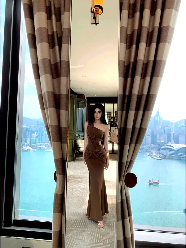 lyhythuedoxinh instagram image archive image