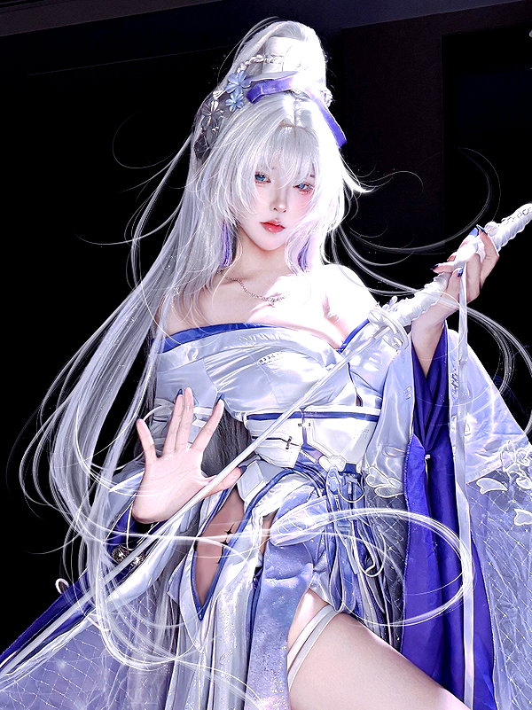 gallery_cosplayer instagram image archive image