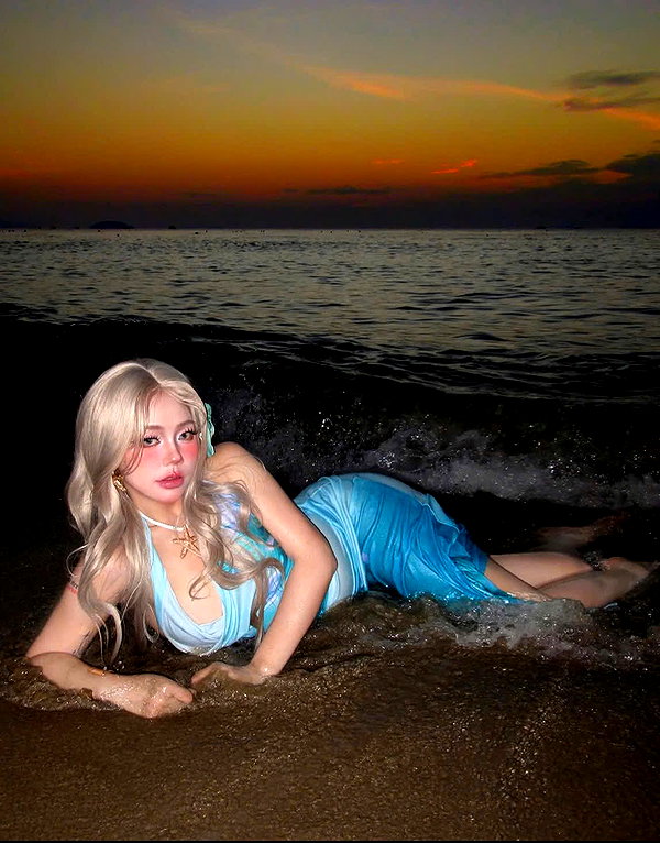 lyhythuedoxinh instagram image archive image