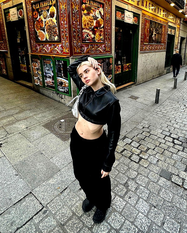 girlcalledluca instagram image archive image