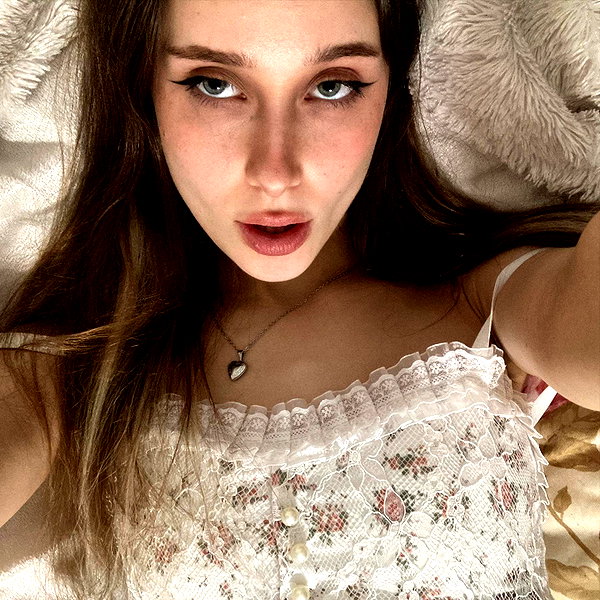 leanxhrt instagram image archive image