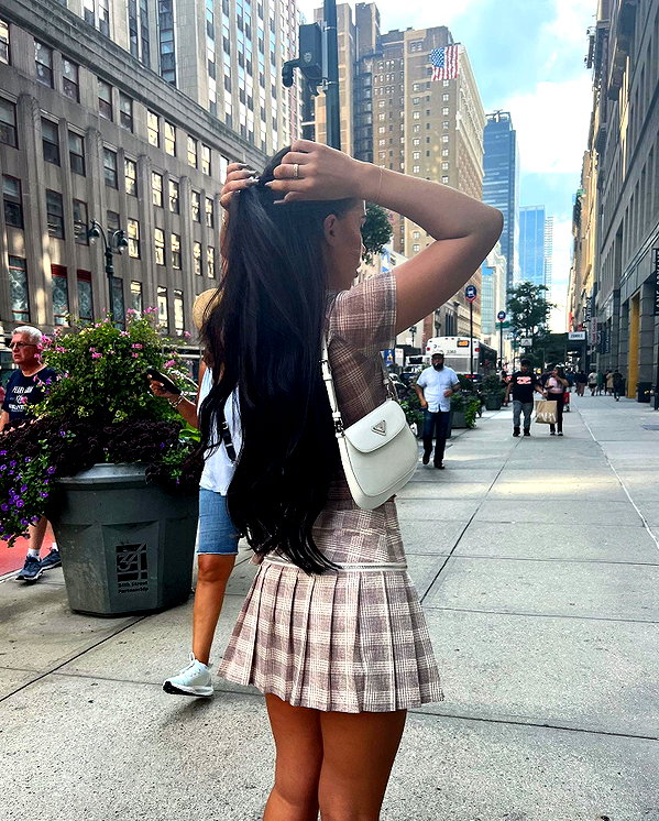 leahhalton instagram image archive image