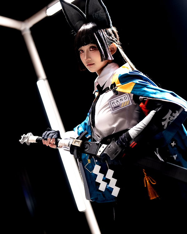 miee_cos instagram image archive image