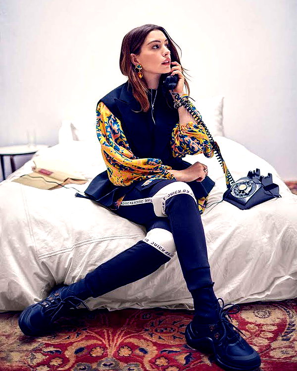 annehathaway instagram image archive image