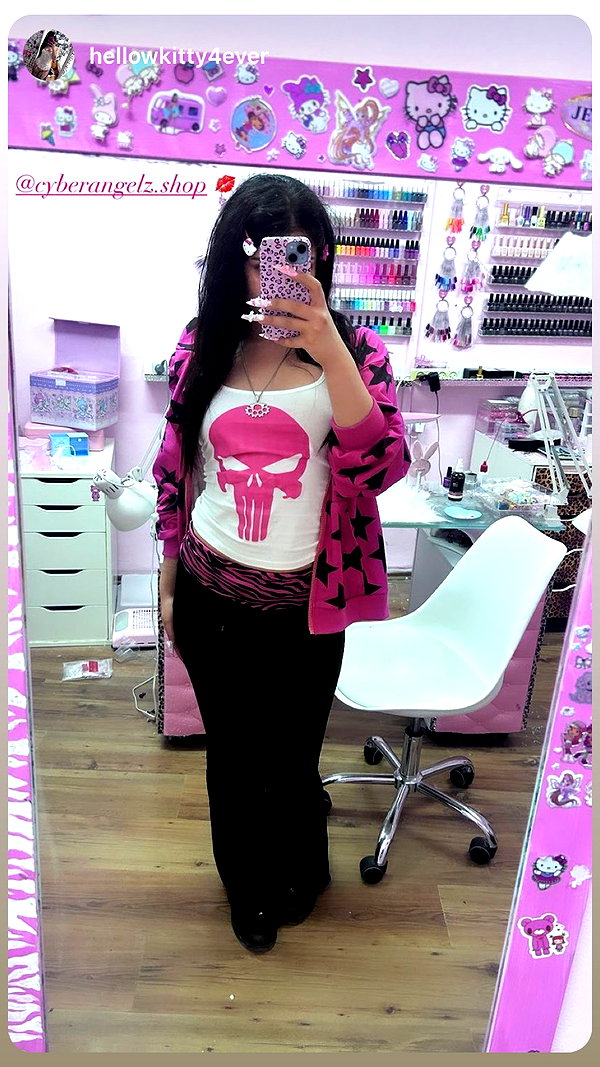 Archived image from @cyberangelz.shop on Instagram