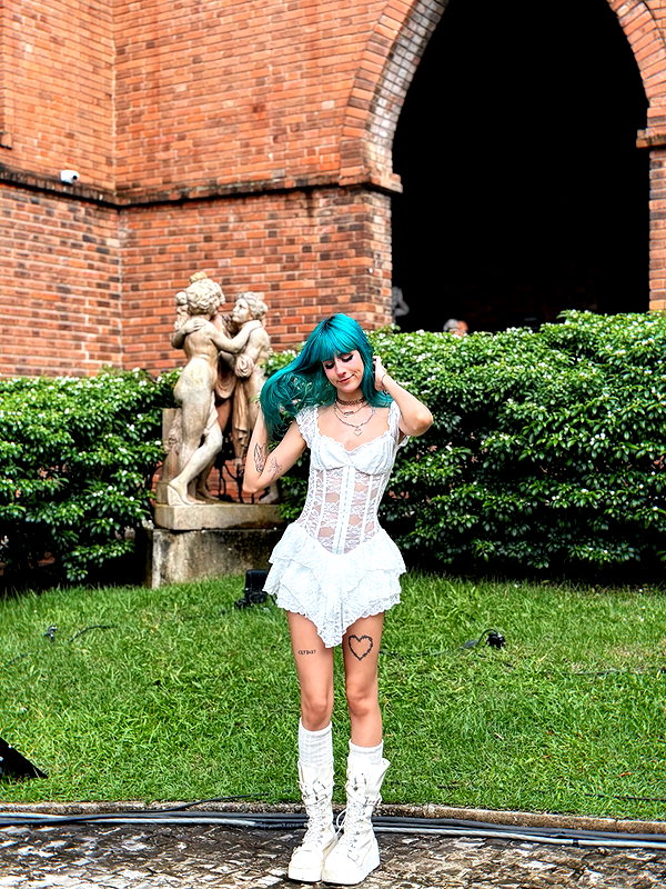 jadelaverne instagram image archive image