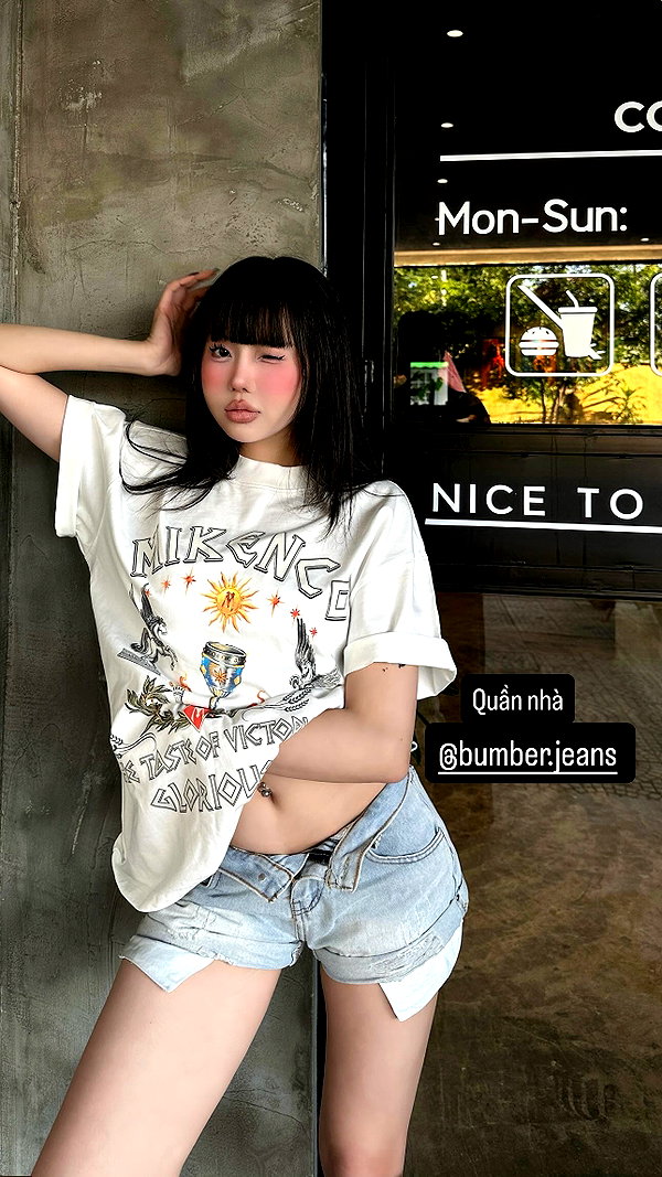Archived image from @yenmeo.1098 on Instagram
