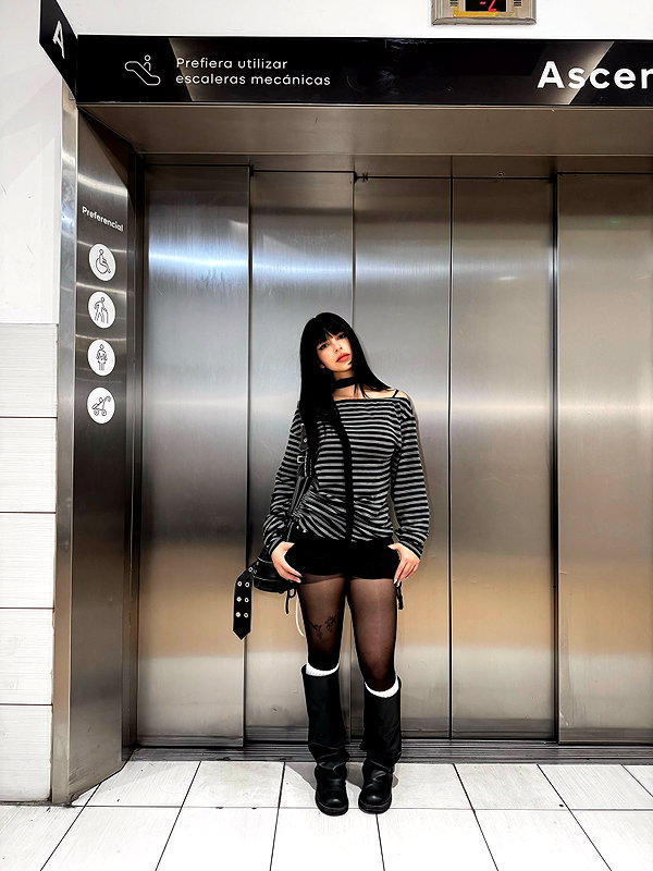 connie.01j instagram image archive image