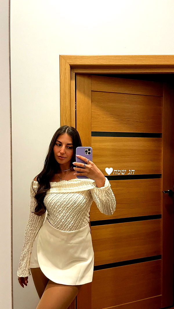 viki_dominev instagram image archive image
