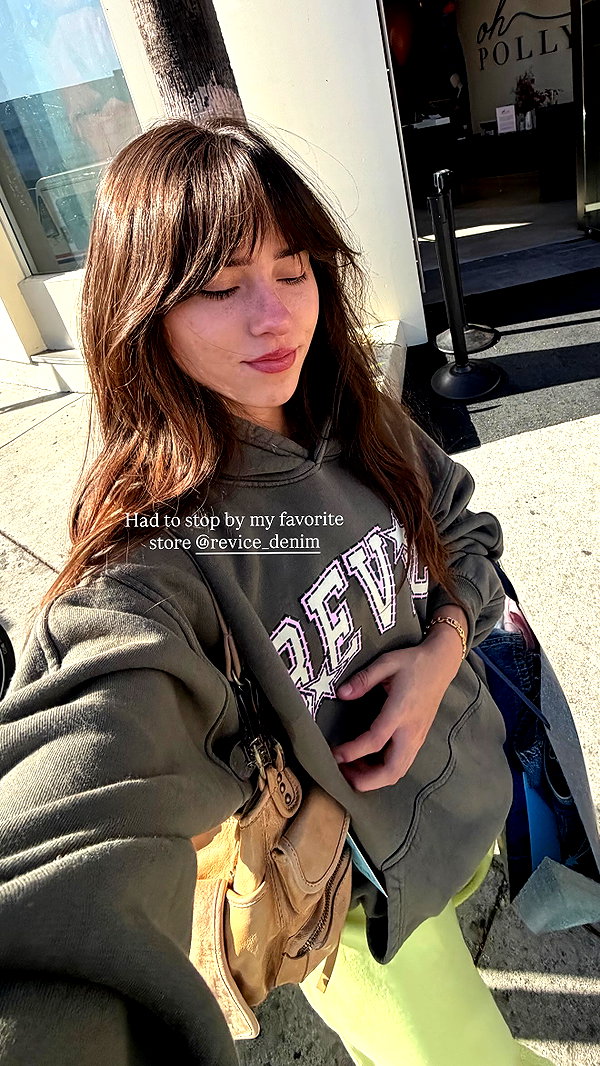 katelynernst3 instagram image archive image