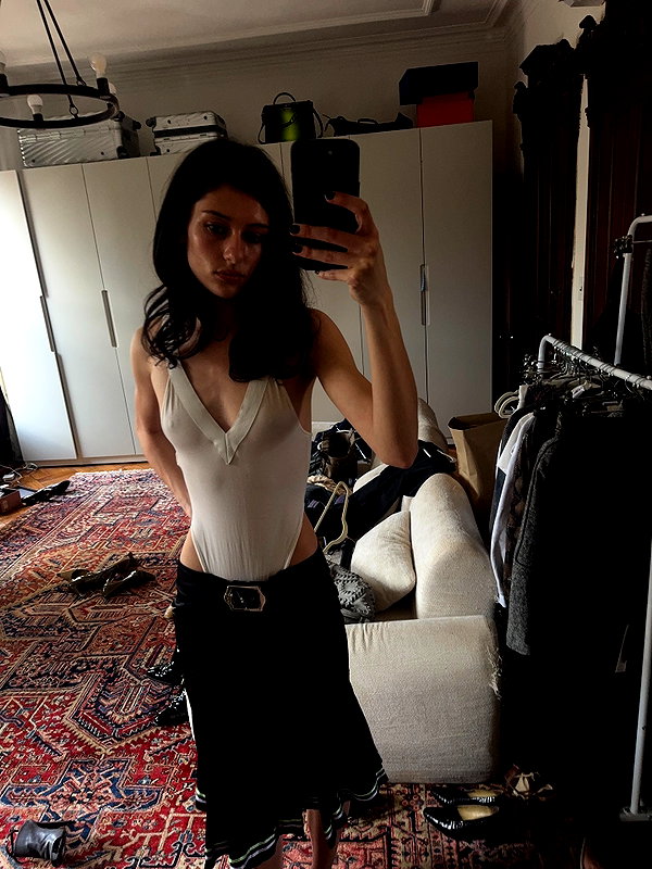 reneeebeller instagram image archive image