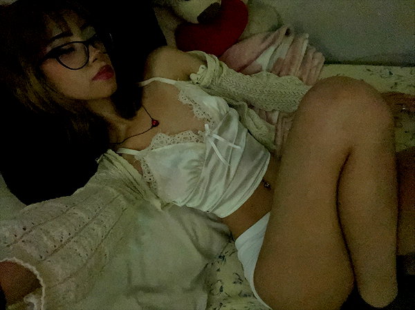 shevaal_x instagram image archive image