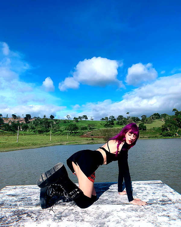 jadelaverne instagram image archive image