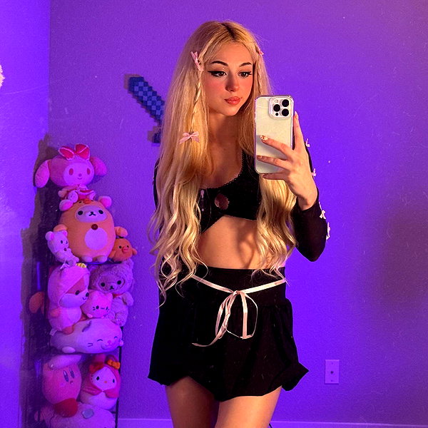 kennakins.cos instagram image archive image