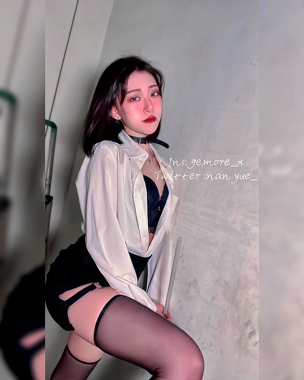 ge.more_x instagram image archive image