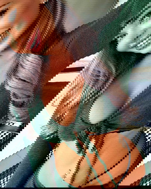 itshayleydavies itshayleydavies archive image