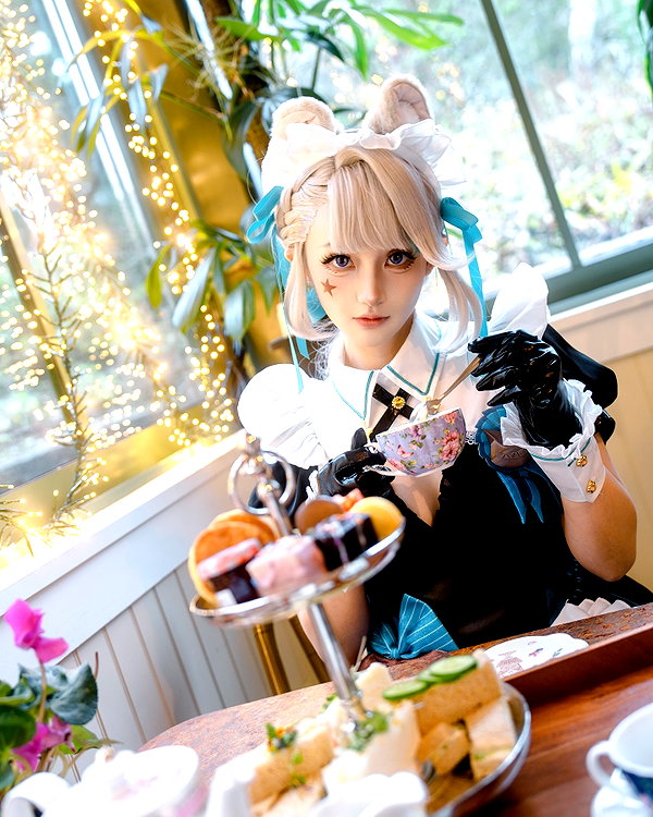 miee_cos instagram image archive image