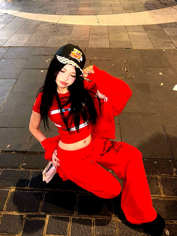 joycee.e instagram image archive image