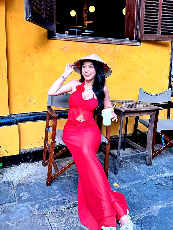 lyhythuedoxinh instagram image archive image