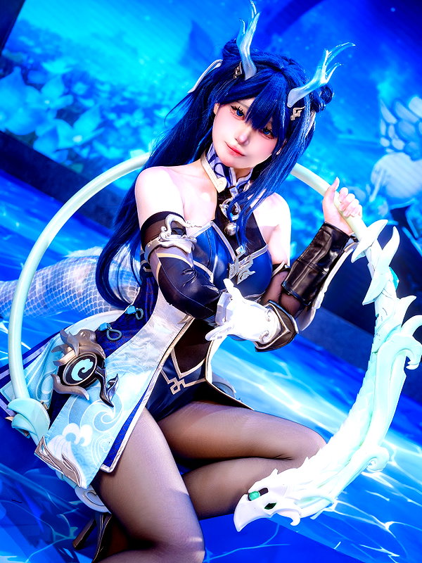 purinn_cos instagram image archive image