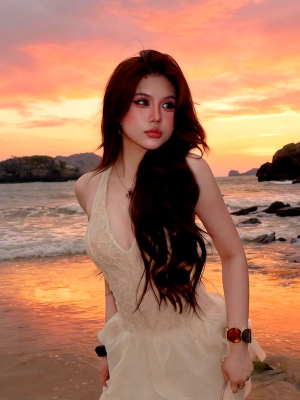 lyhythuedoxinh instagram image archive image