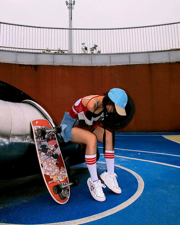 ll.lu1s instagram image archive image