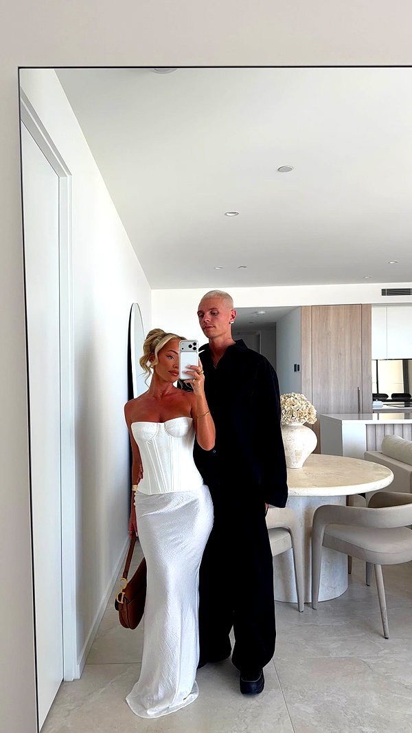 allieauton instagram image archive image