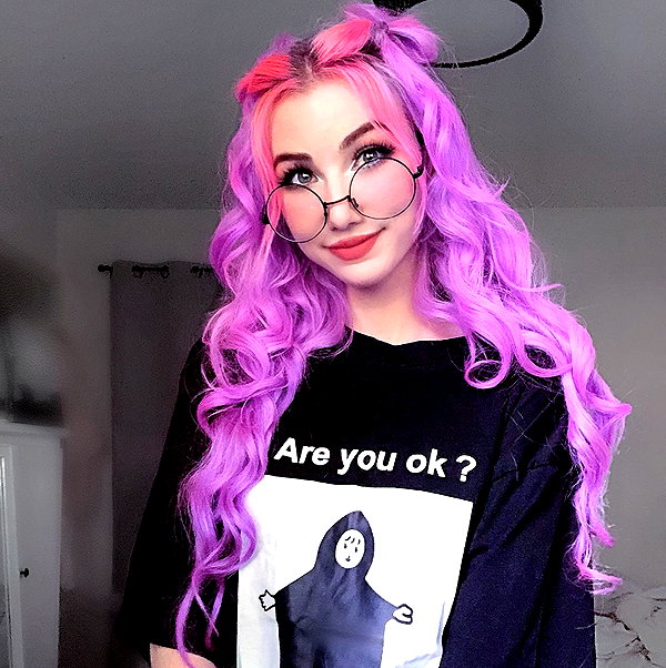 danielle.mercedie instagram image archive image