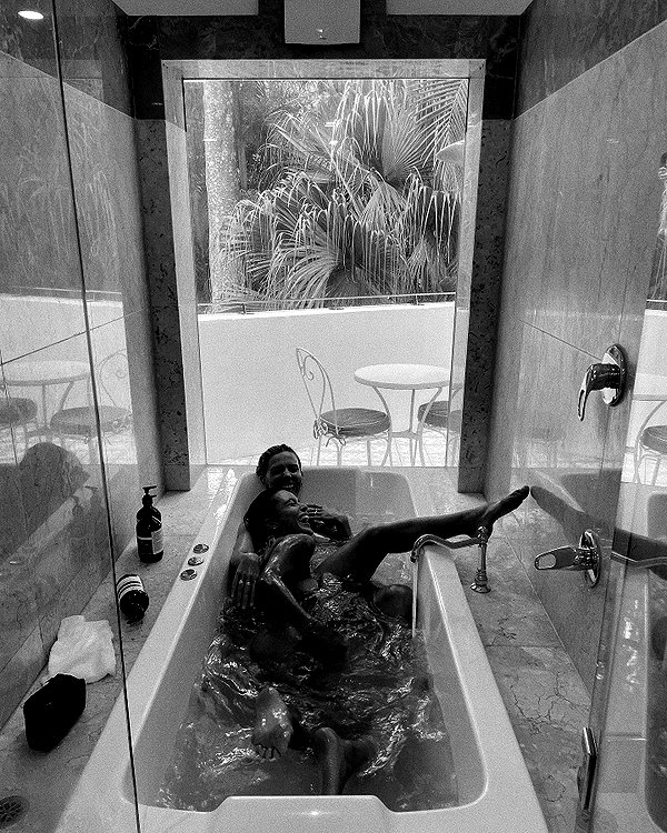 caseyjamess_ instagram image archive image