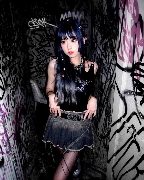 nixqq.425_ instagram image archive image